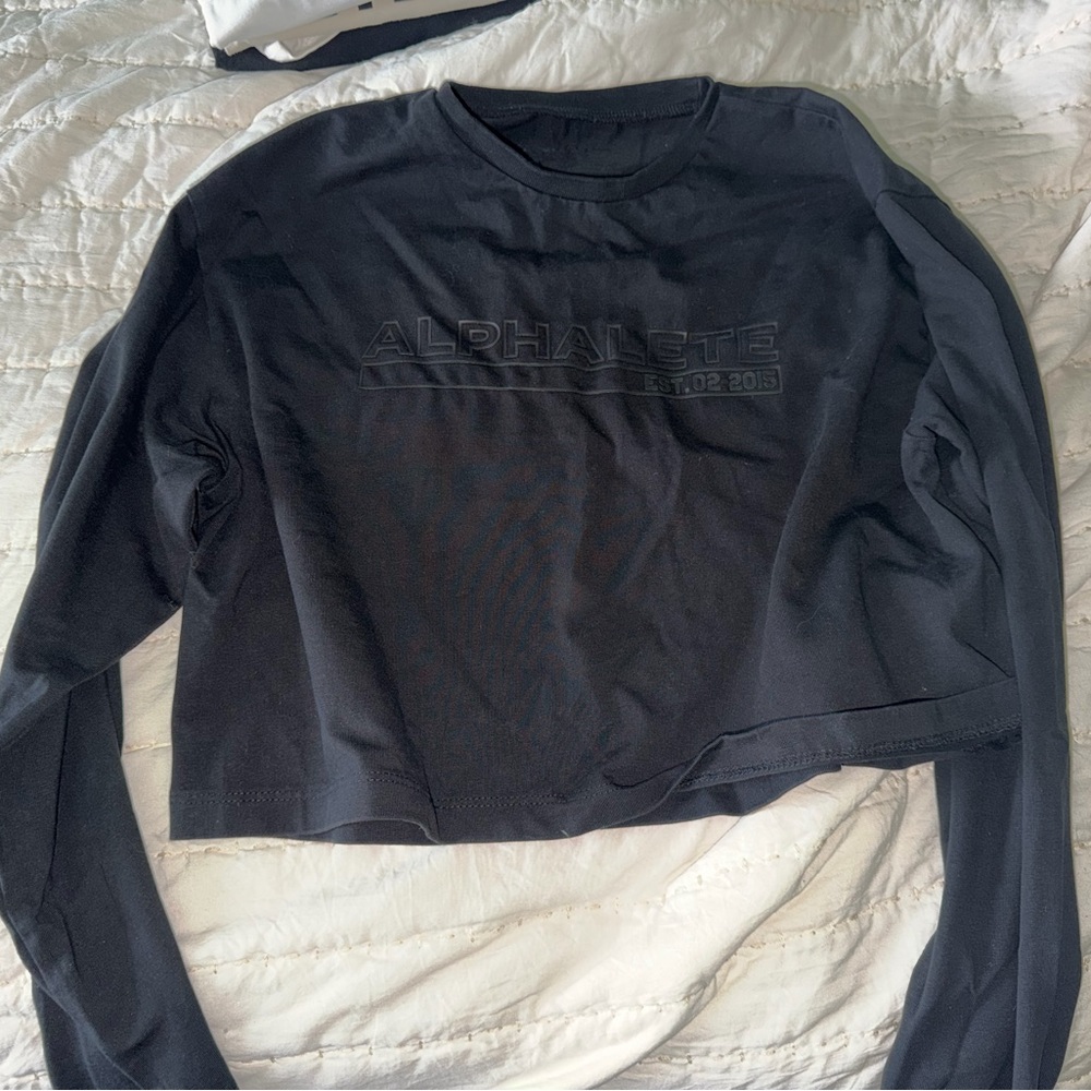Alphalete top